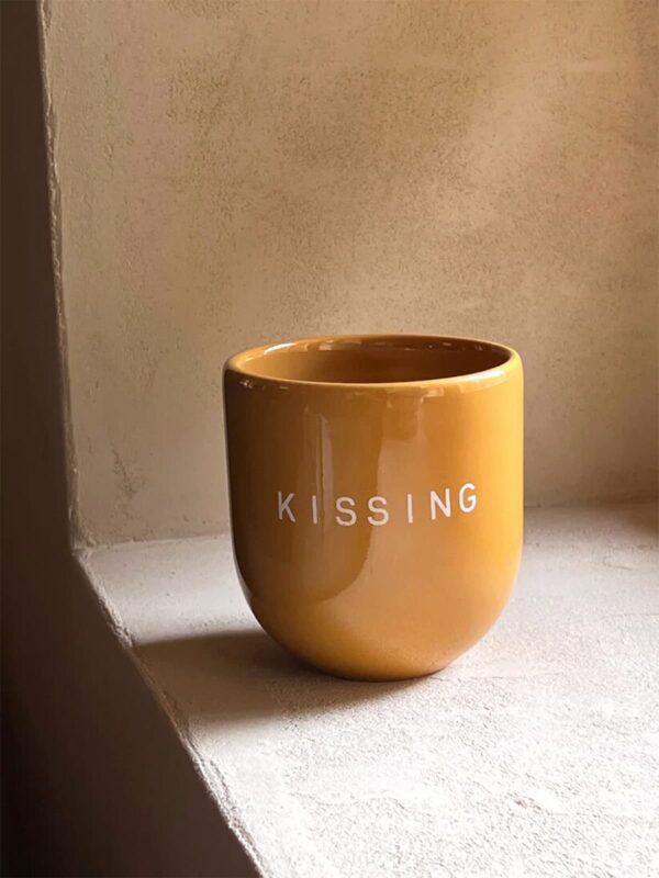 UNIK.HUS SISI House of Style Tasse Mug Becher Kissing