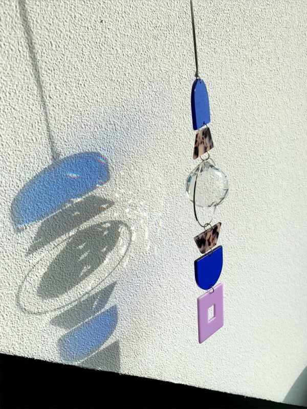 UNIK-HUS Aliniaart Suncatcher Acryl Silber Blau Leo Lila