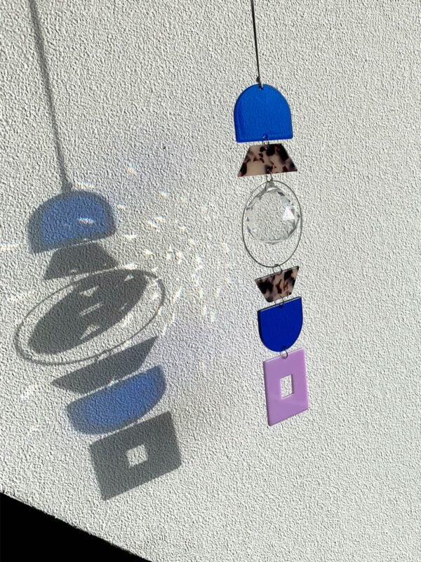 UNIK-HUS Aliniaart Suncatcher Acryl Silber Blau Leo Lila