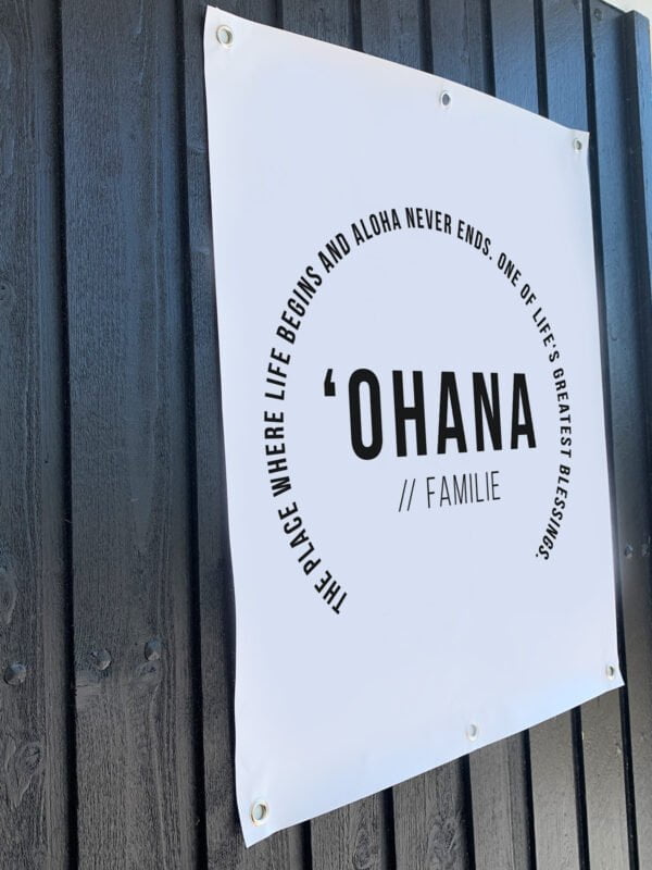 UNIK.HUS LINEOSTER.HUS Poster Outdoor 'OHANA Familie