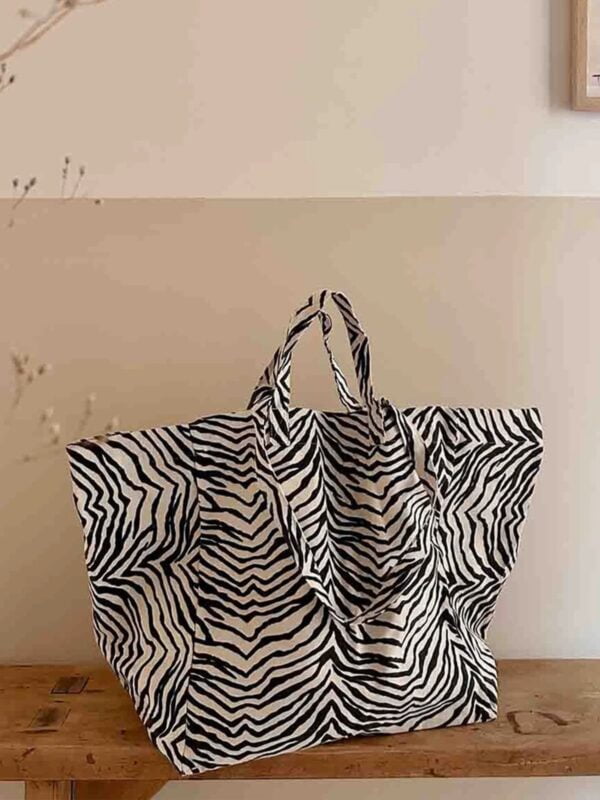 UNIK.HUS Rose in April Shopper Strandtasche Zebraprint