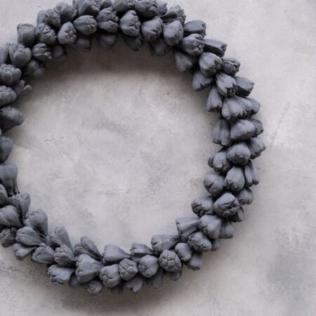 UNIK.HUS Couronne Kiya fruit wreath thin Kranz Naturkranz drak grey